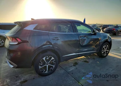 2023 Kia Sportage Ex z USA, uszkodzony, nr VIN KNDPVCAF7P7108993